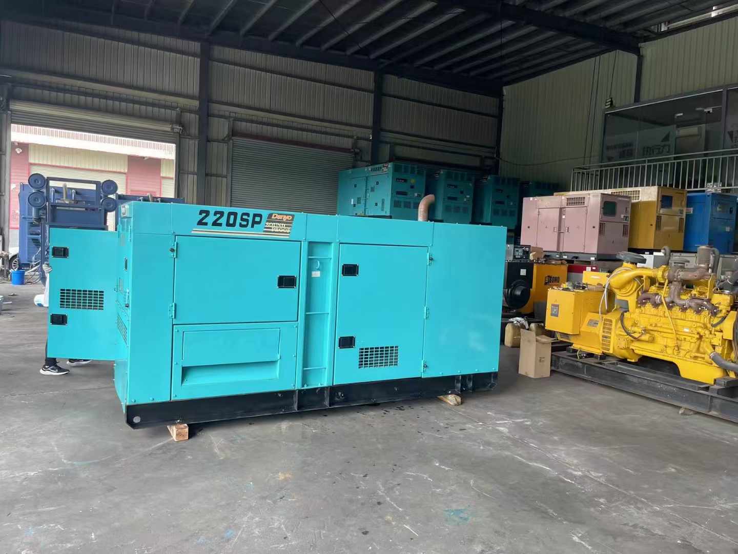 大丰800kW 柴油发电机的输出电流波动范围是多少？