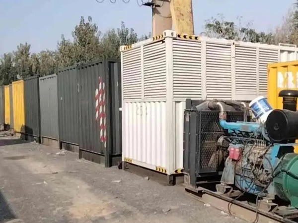 大丰200KW柴油发电机机组每小时油耗是多少？